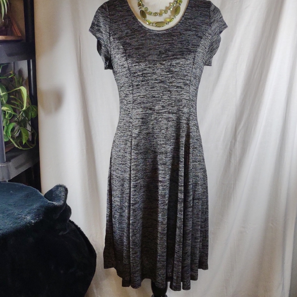 NWT MT Collection Black & Grey Stretch Midi Dress - Size L